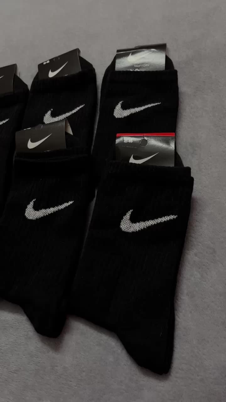 @FoxSocks