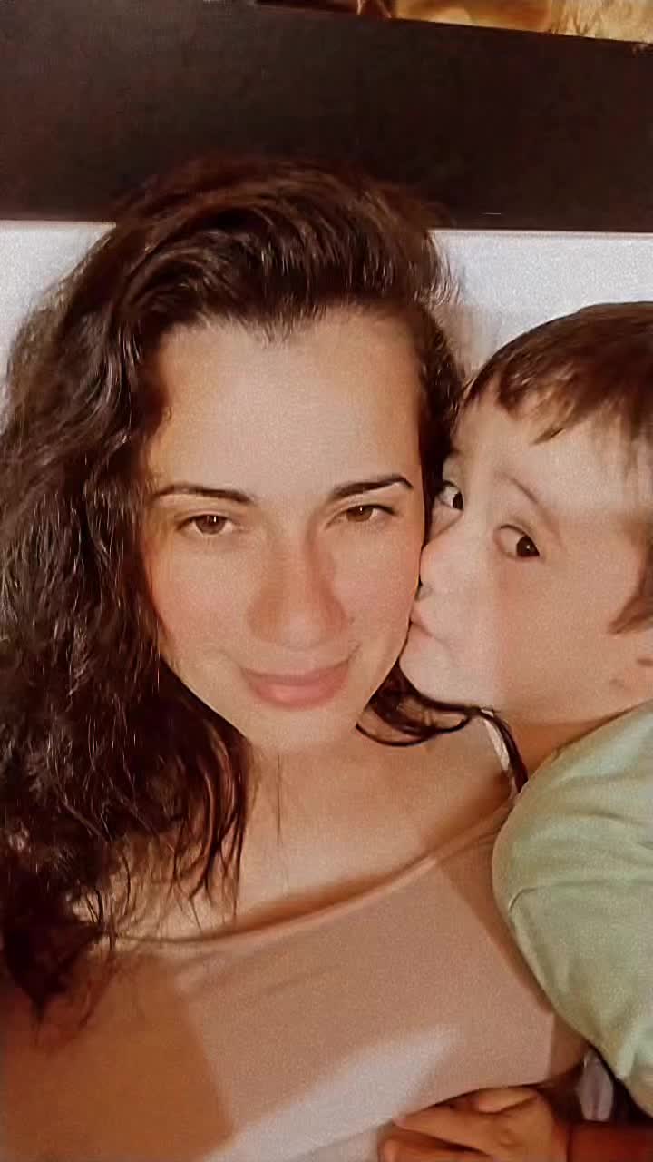 @Gabriela Godoy75