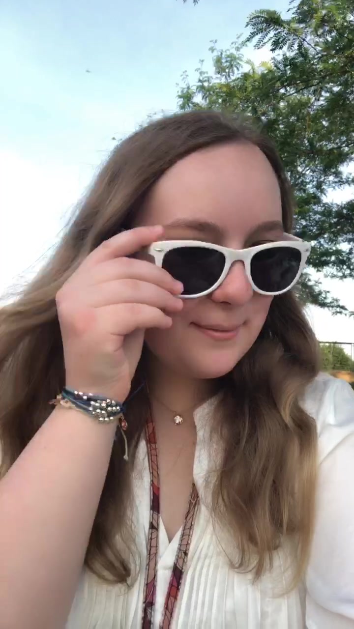 @Lily Hoffman