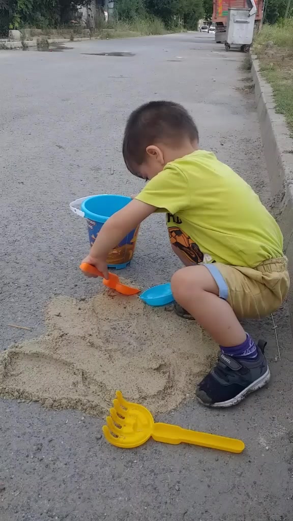@melek adıg&uuml;zel