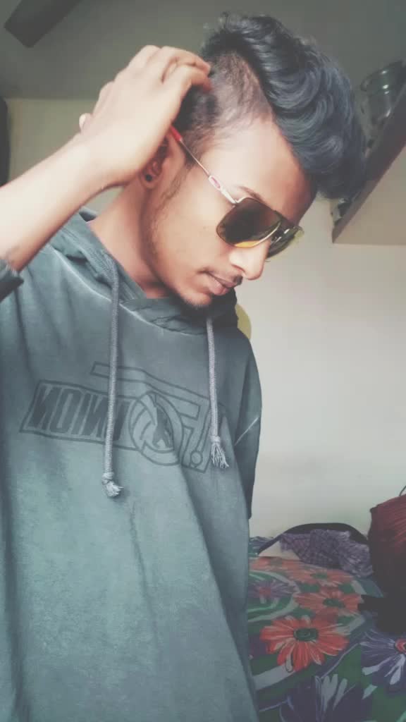 @Śíĺéñť šhâŕü🎶