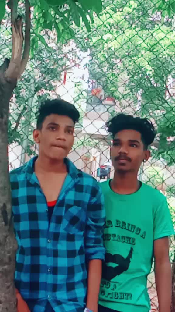 @L&oslash;v&euml;ly_b&oslash;y_Pr&atilde;v&ecirc;&ecirc;&ntilde;