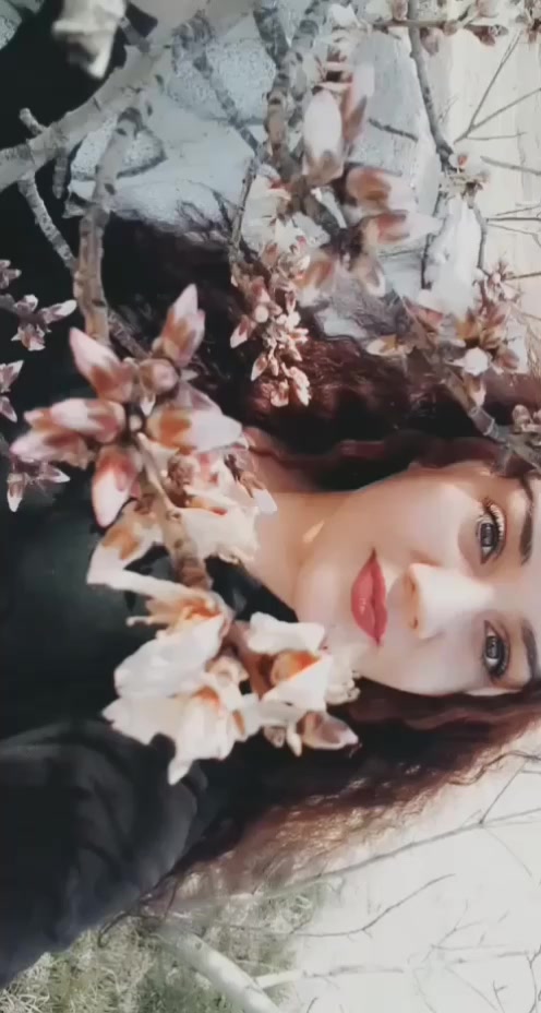 @Emoş
