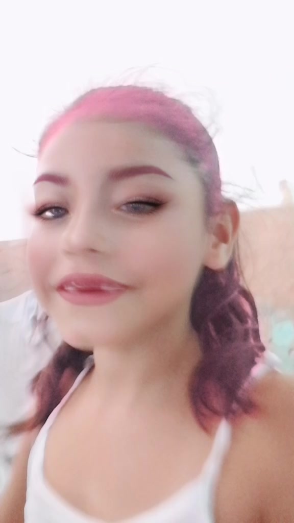 @nicole