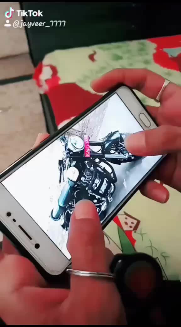 @𝕁𝕒𝕪𝕧𝕖𝕖𝕣