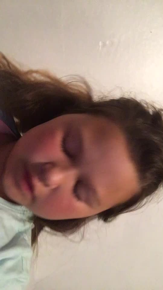 @MANIXZYO/little sis