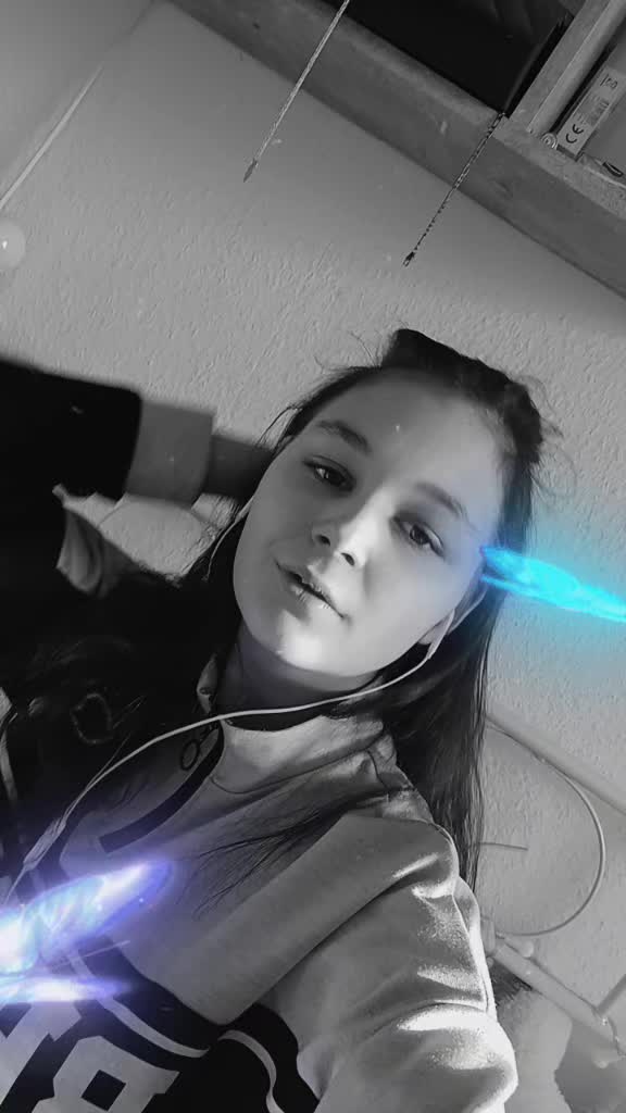 @Wievanessa9