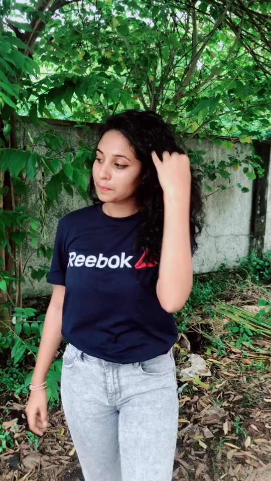 @Lishel_seneviratha4
