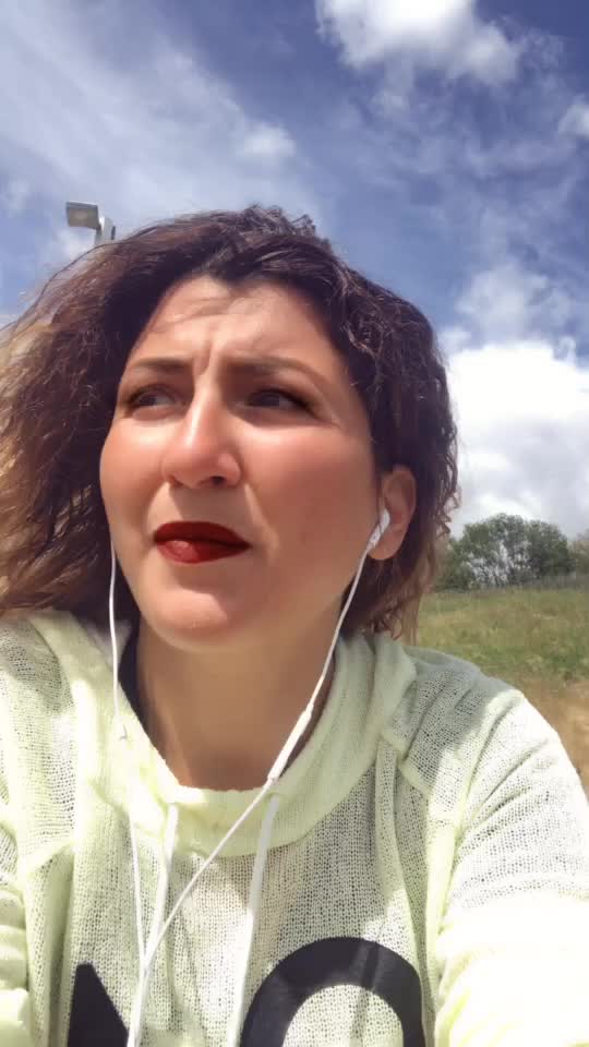 @Nina