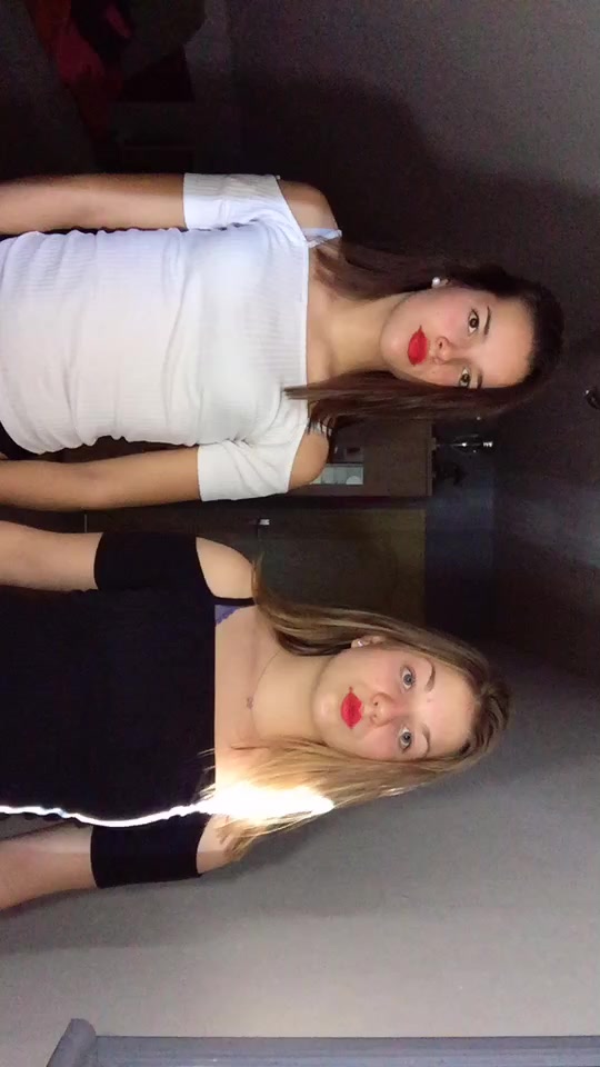@louna & léonie🍿