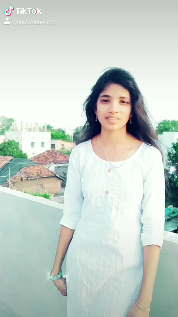 @😍dαksha😍