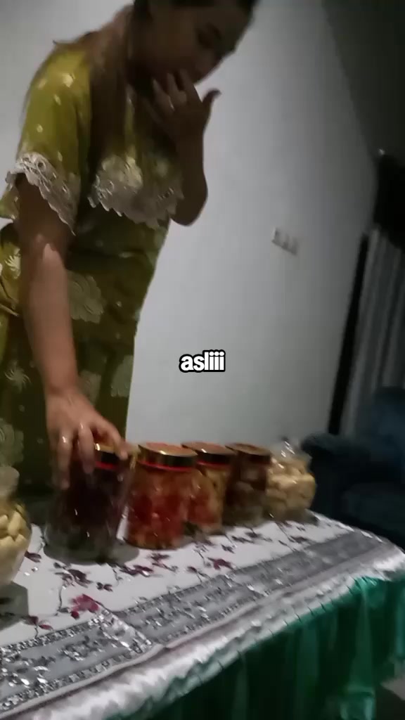 @NAWARI NE YU SRI