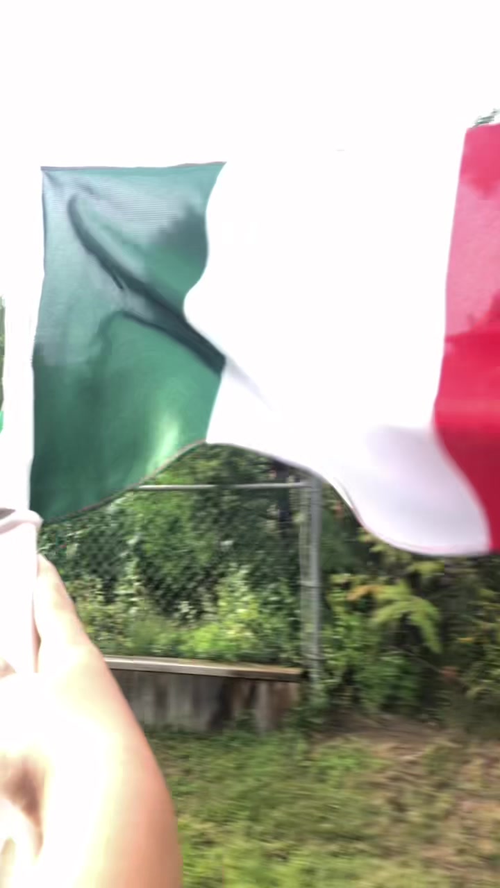 @Sienna