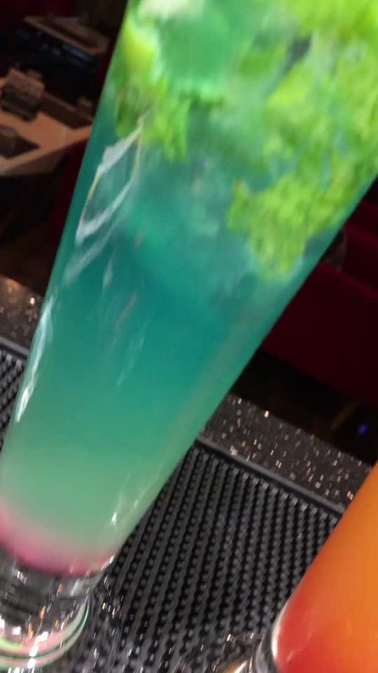@Oye__nomii