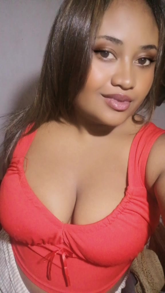 @cornellia Ambinintsoa