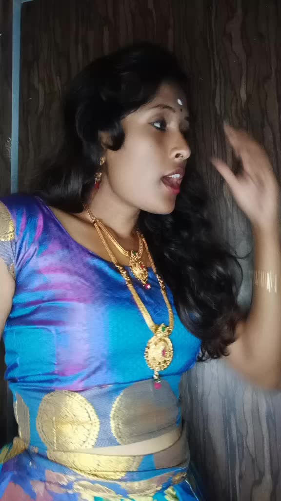 @Dancing 😎queen🔥