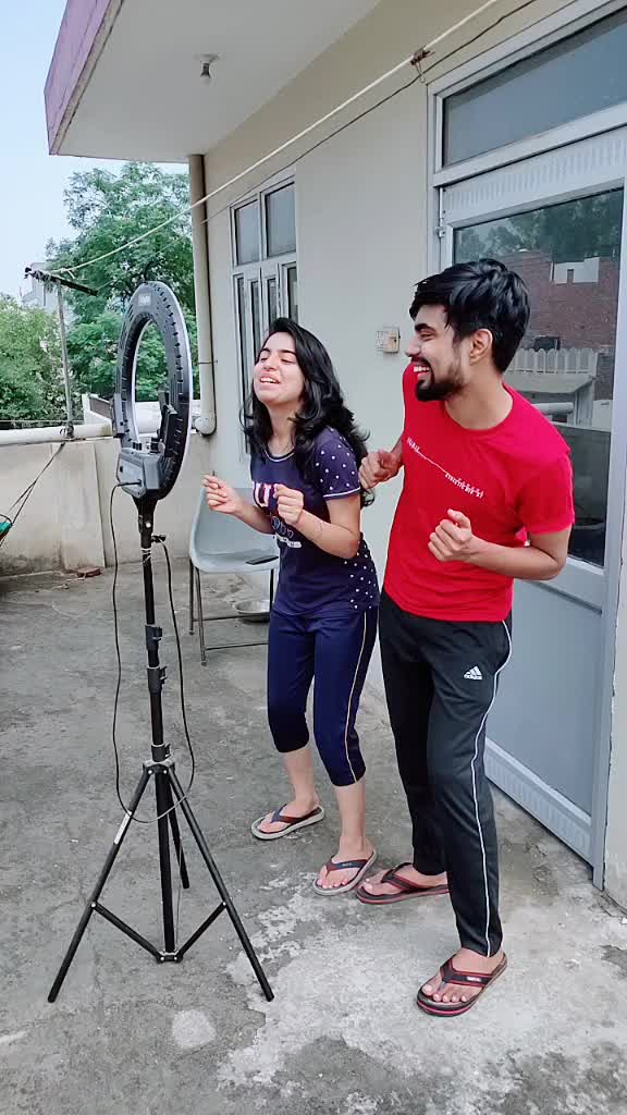 @Kukreja_Dushyal