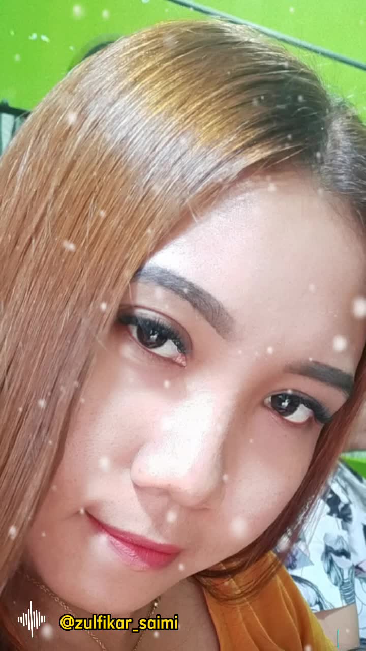 @Qeena