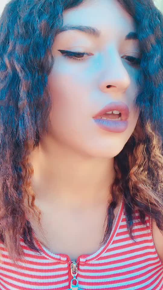 @Sena Bavuş