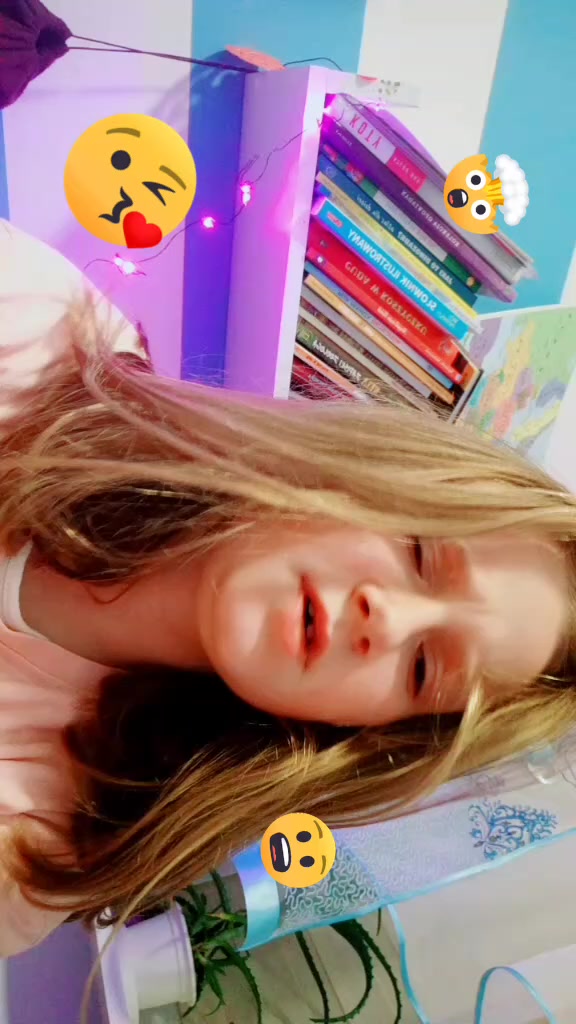 @Kornel_korona