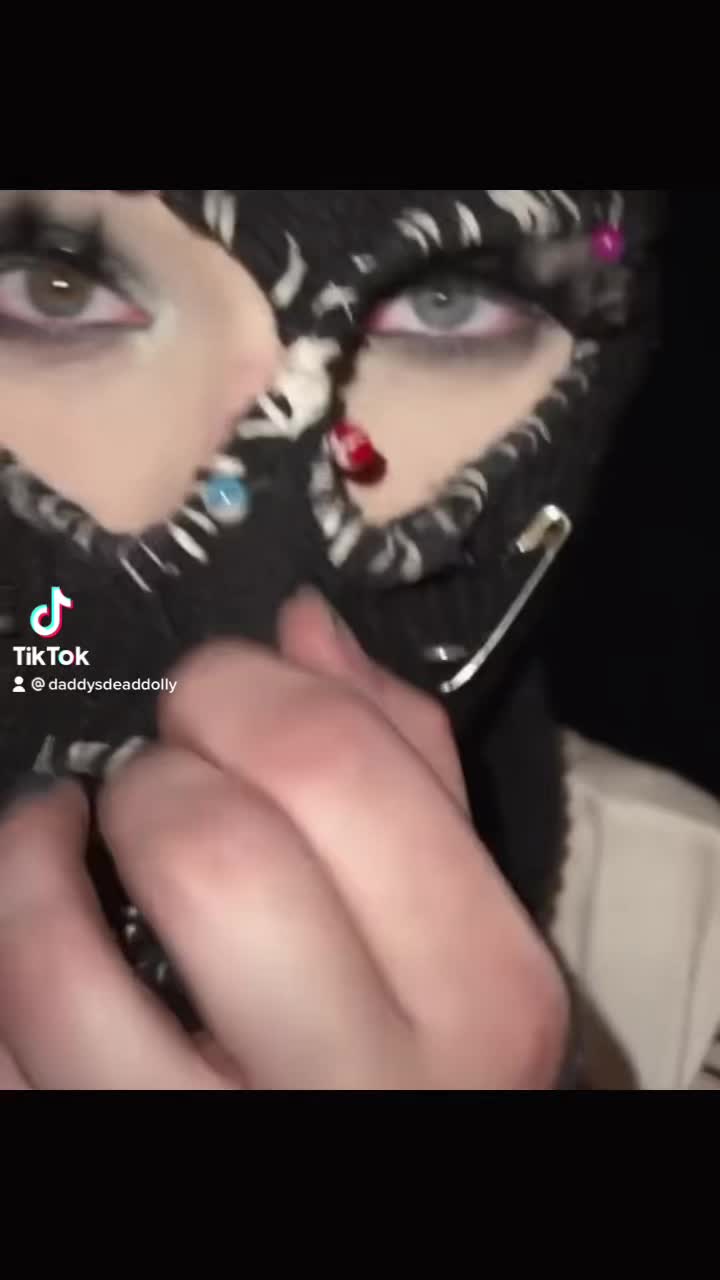 @𝕽𝖔𝖈𝖐𝖞/𝕯𝖔𝖑𝖑𝖞🤍🗡️