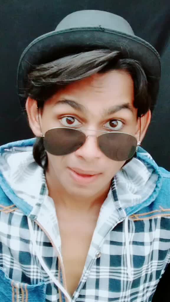 @Filmy Hero 😉