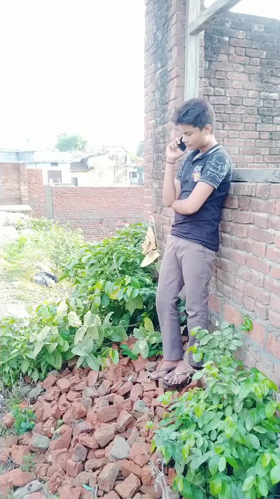 @yaaro ki yaaro👬