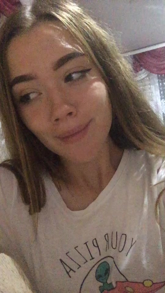 @𝔏𝔦𝔷𝔞_1208