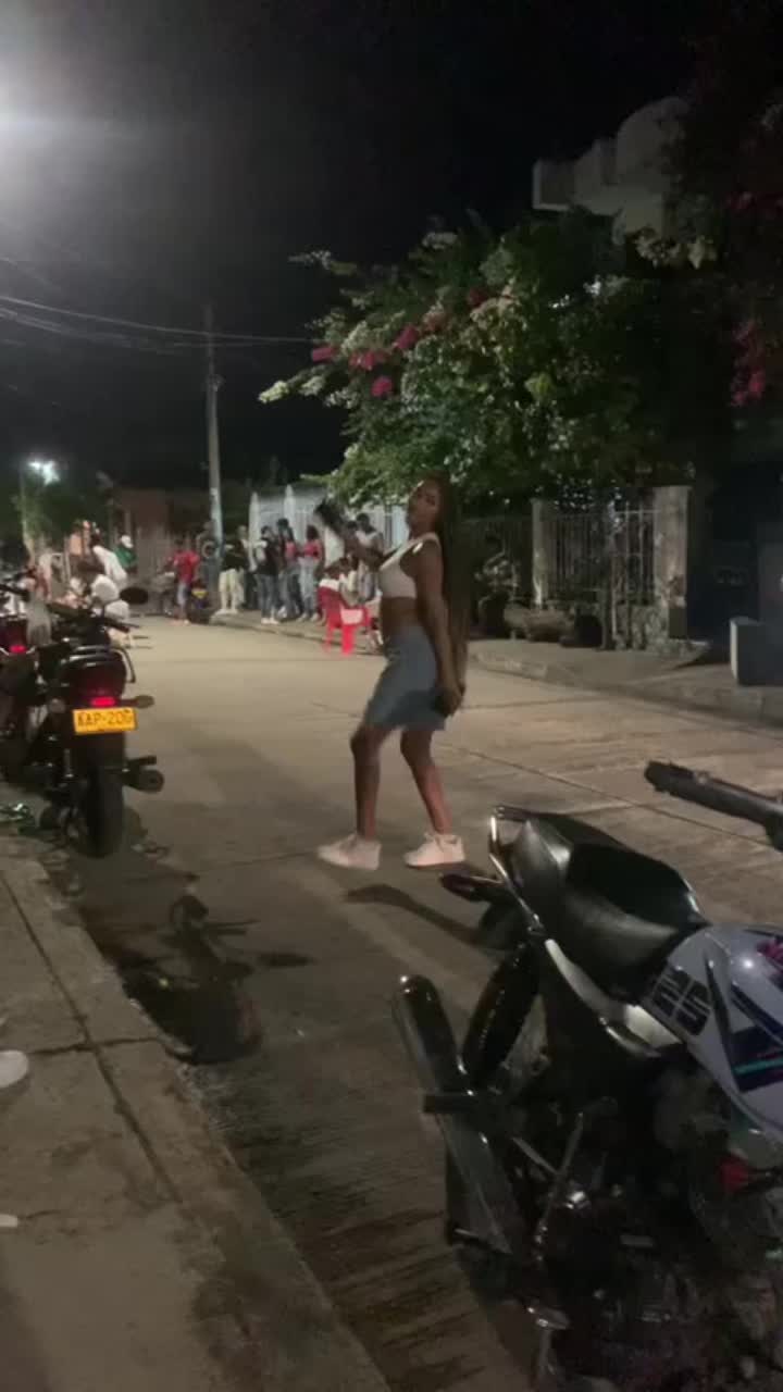 @Yuli Diiaz
