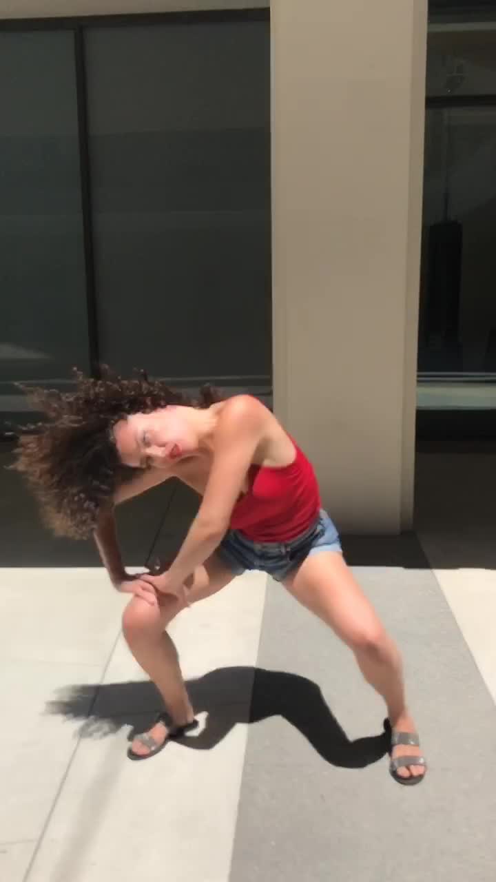 @itsyagirlolive_