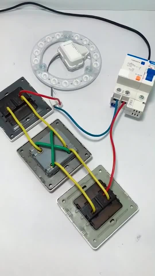 @electrician112