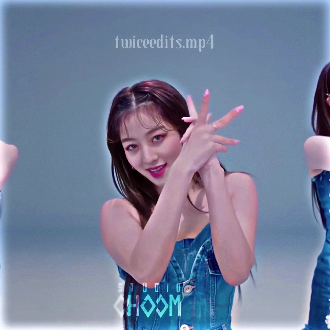 @^~• girls edits •~^