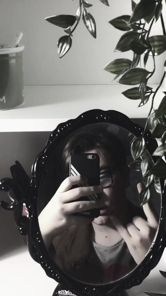 @Ꭼdoardo 🍁