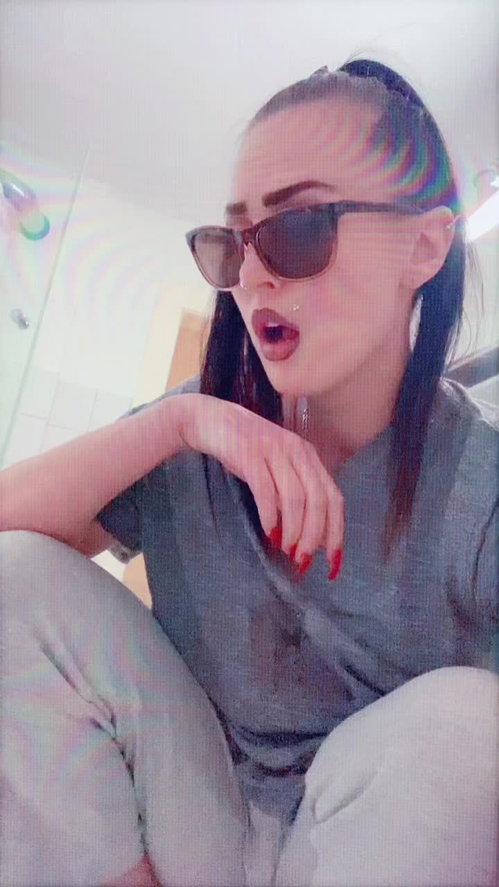 @vikakiruschkin