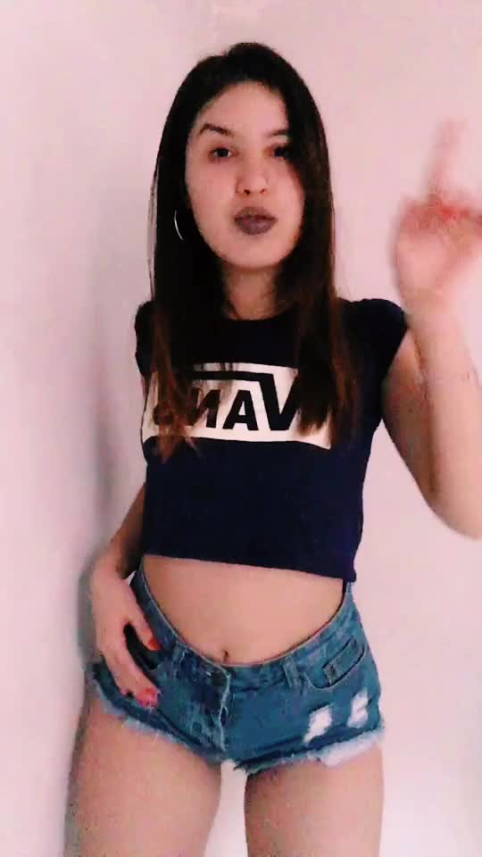 @candiiaguss