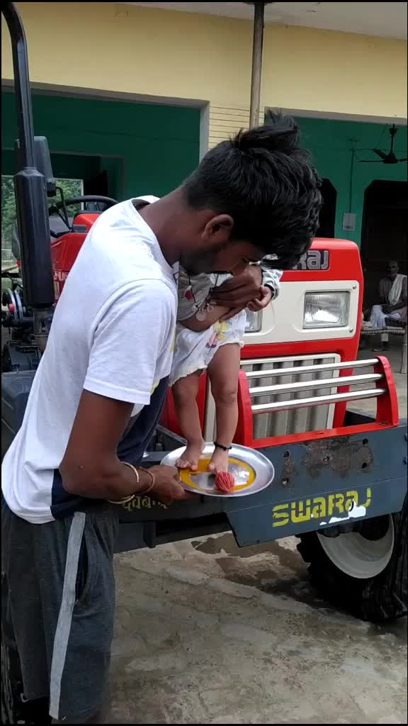 @AKKI_007