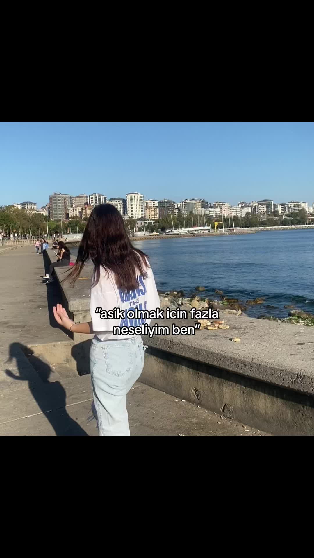 @def🦖
