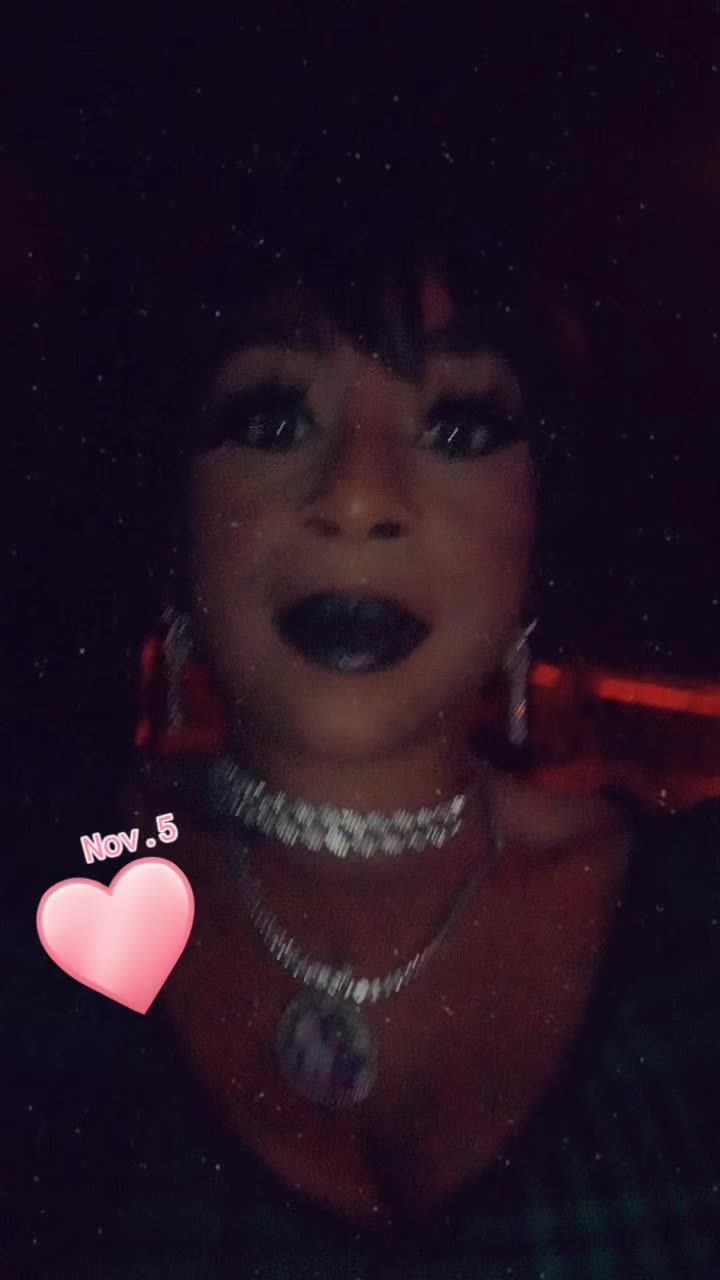 @LuxuryDoll_tha_phoenix