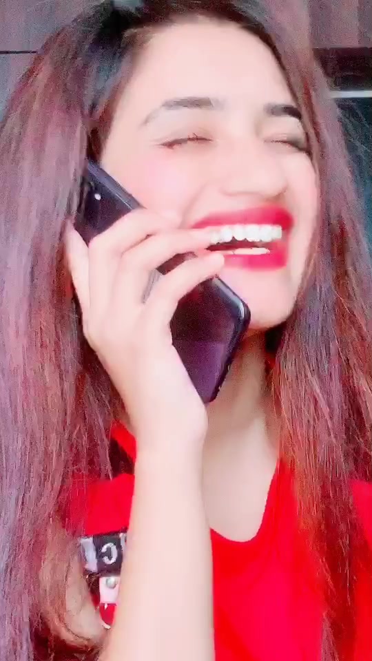 @Zara Khan 🔥
