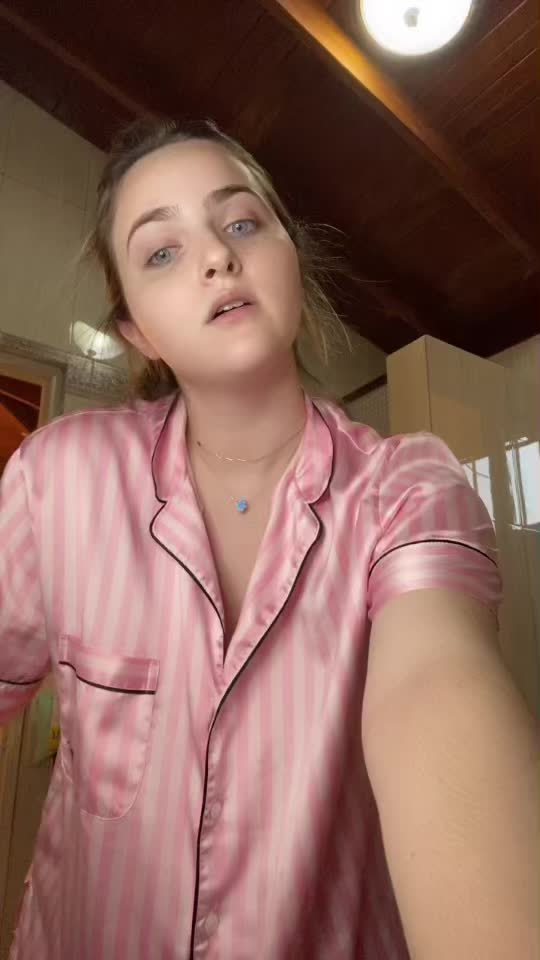 @anastasialinares