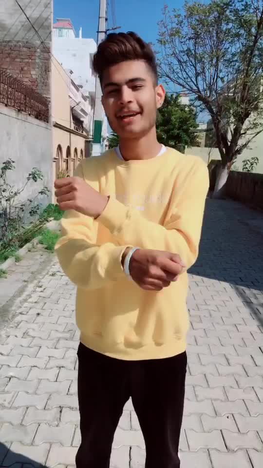 @🙂