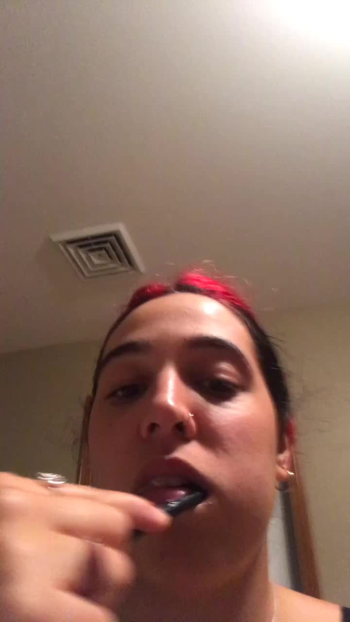@Mia