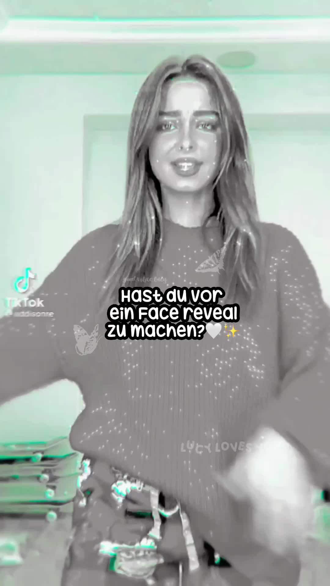 @<3