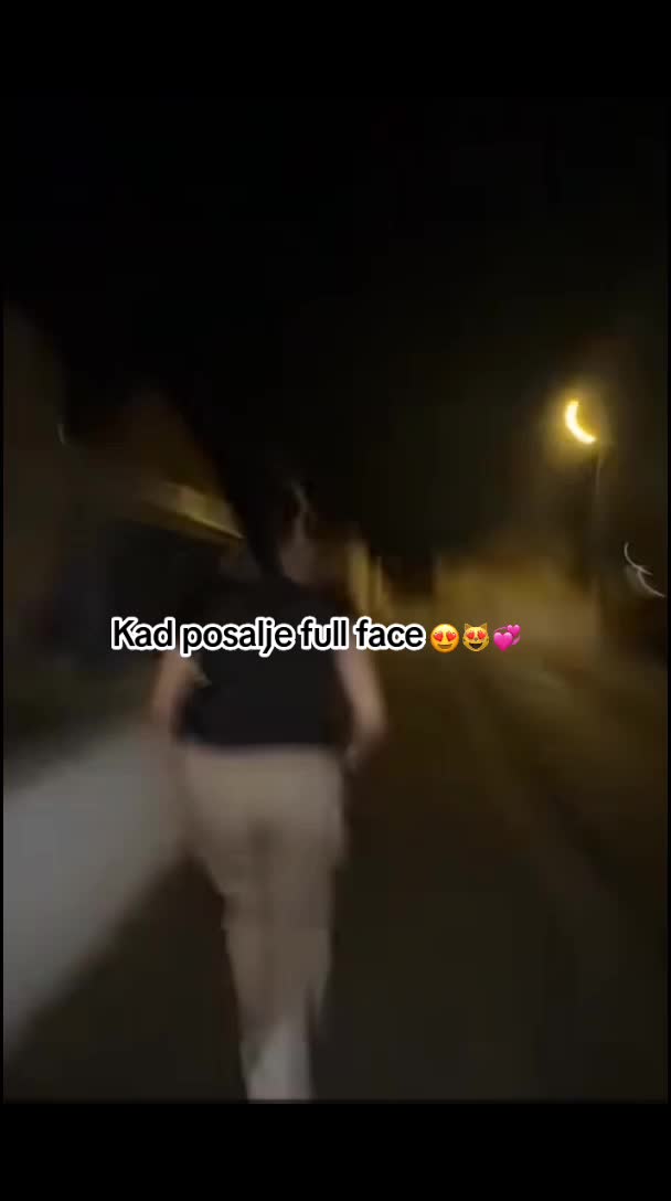 @🥯