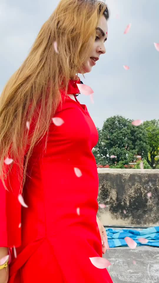 @Malaika Malaika Rajp