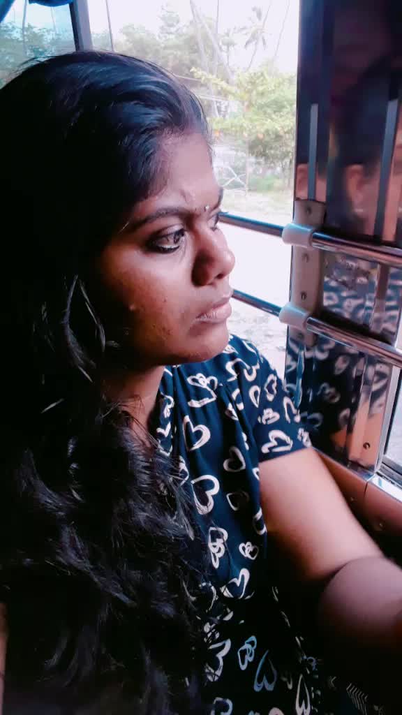 @Nivi💚