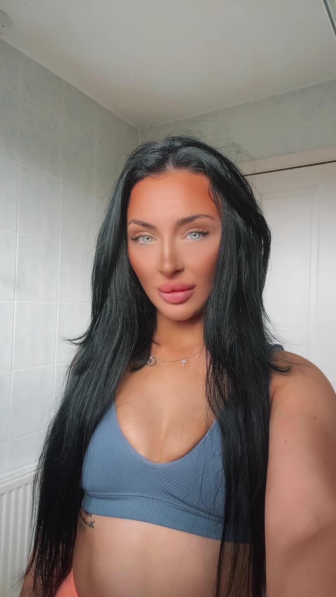 @Morgan Louise New X