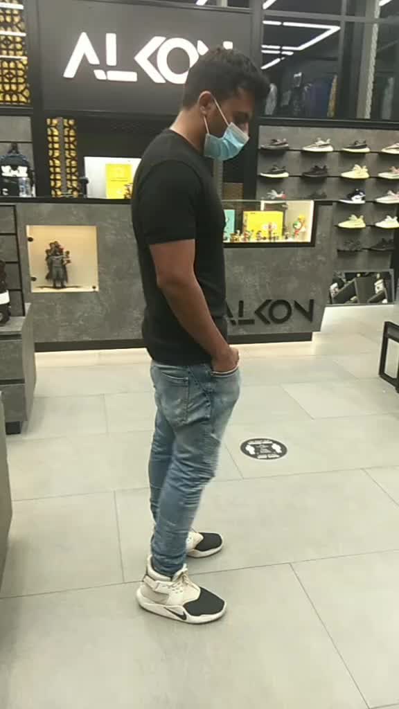 @Moeen Kanjiani