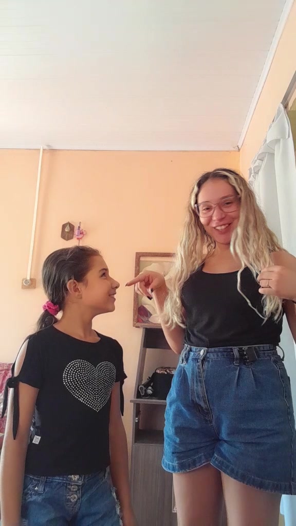 @Ediv&acirc;nia Le&atilde;o 🌻❤
