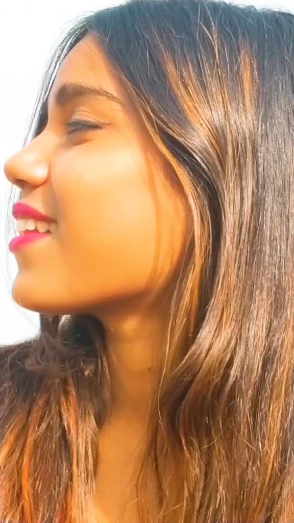 @Desi_queEn🦋🔥